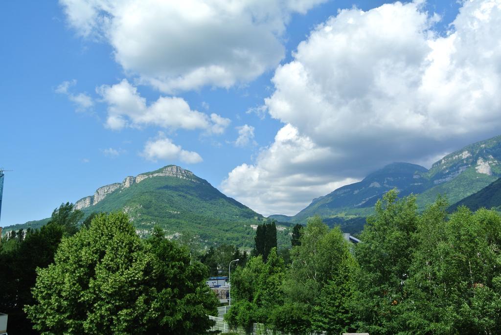 Hotel Ibis Budget Grenoble Voreppe Zewnętrze zdjęcie